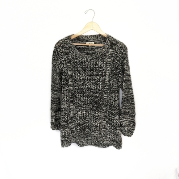 JJ Basics Crew neck Sweater - Picture 1 of 7